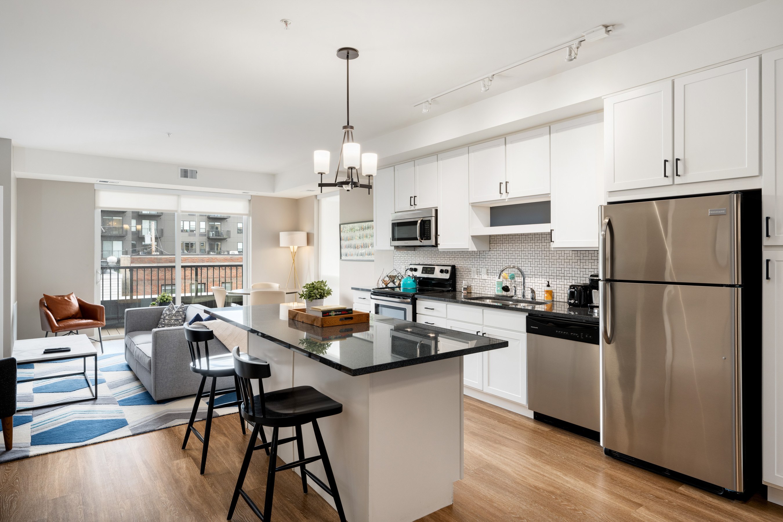 Vintage on Selby Image 28