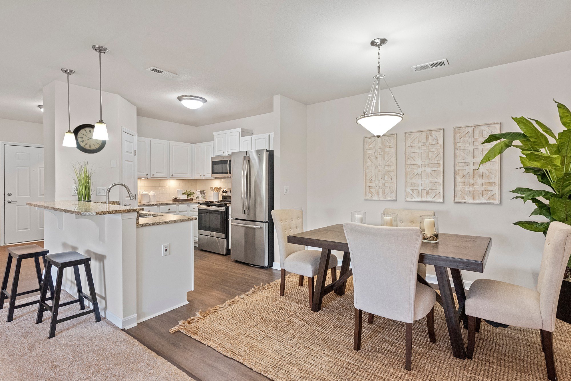 Roebling Row Image 12