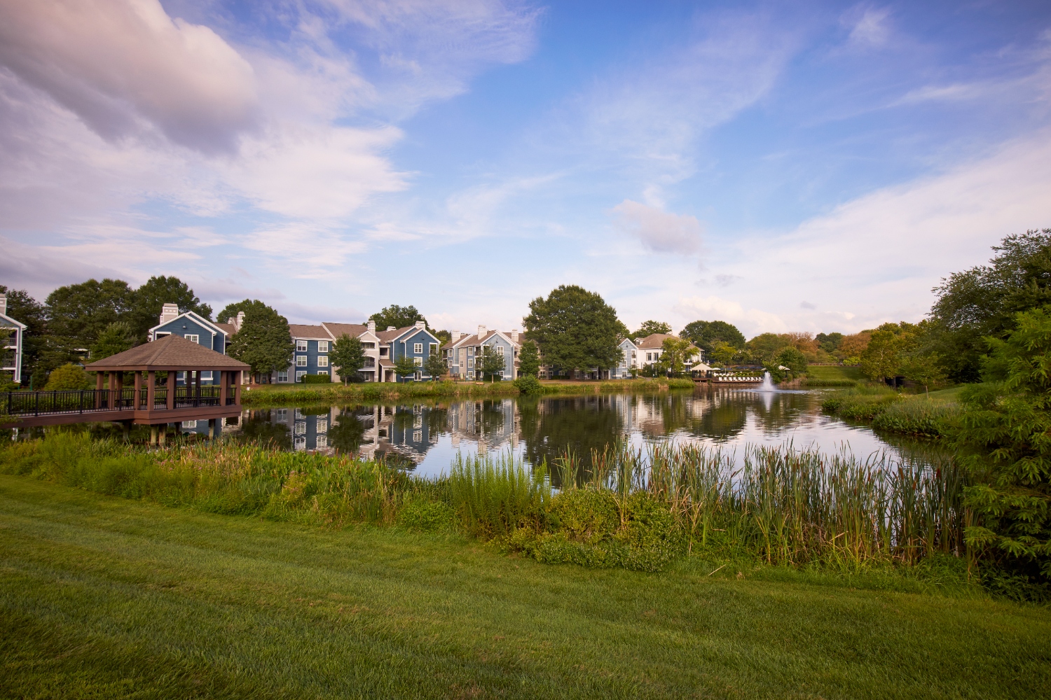 Lakeside Apartments Image 109