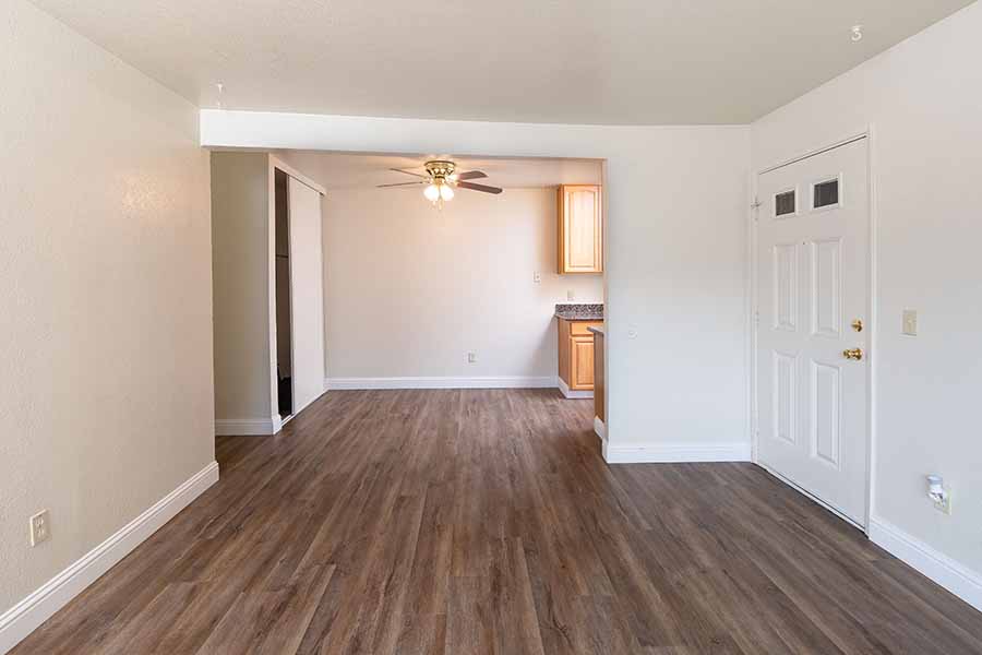 Peppertree Apartments Image 3