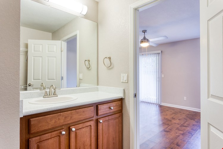 IMT Pleasant Hill Image 17