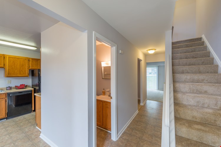 Scarborough Square Townhomes & Apartments Image 10