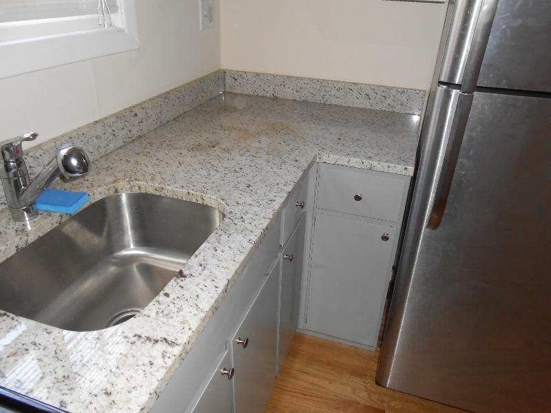 871-77 W. Lill Image 4