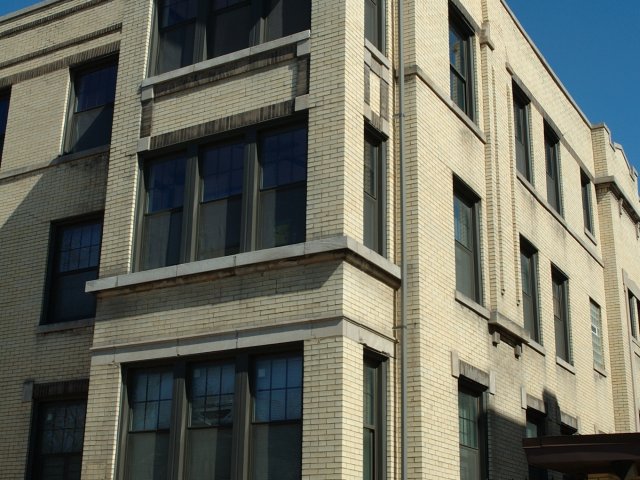 5411-5421 S Ellis Avenue Image 2