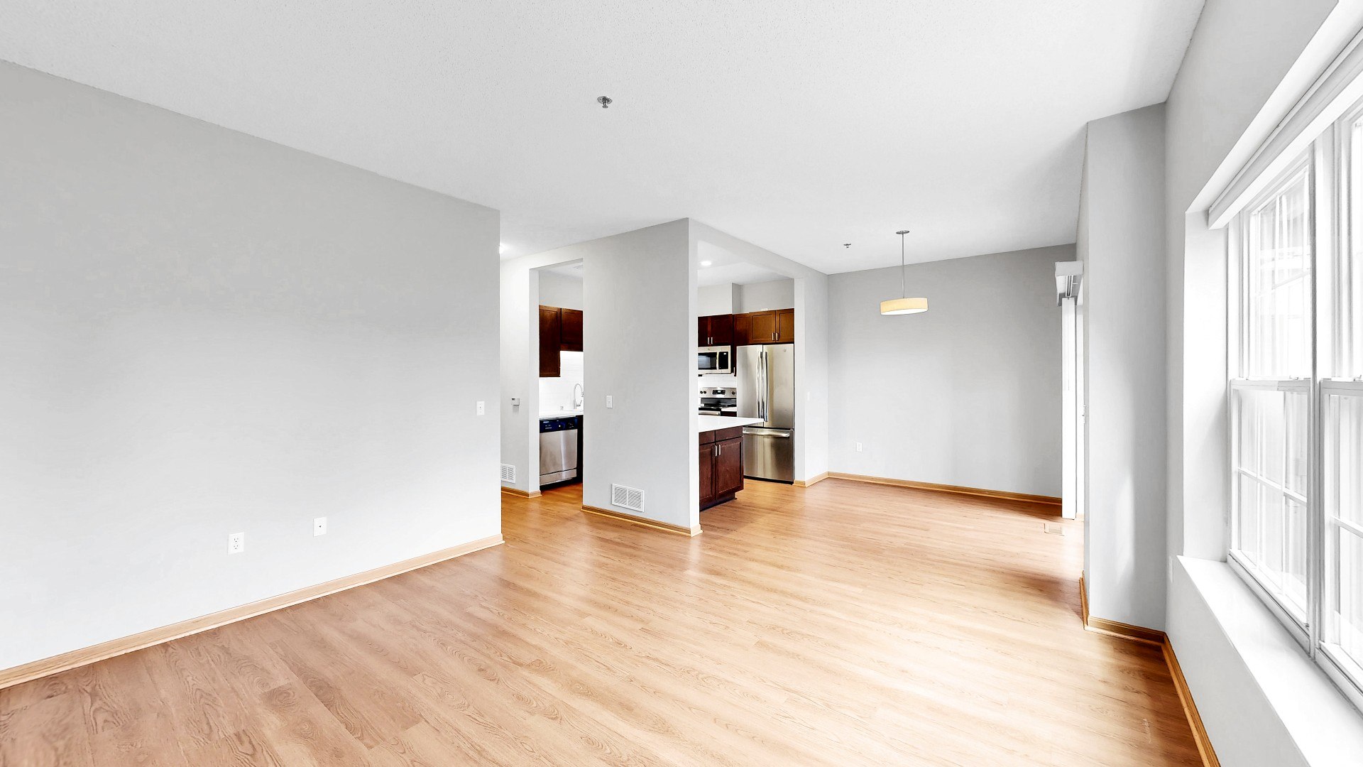 Cedar Pointe Townhomes Image 76