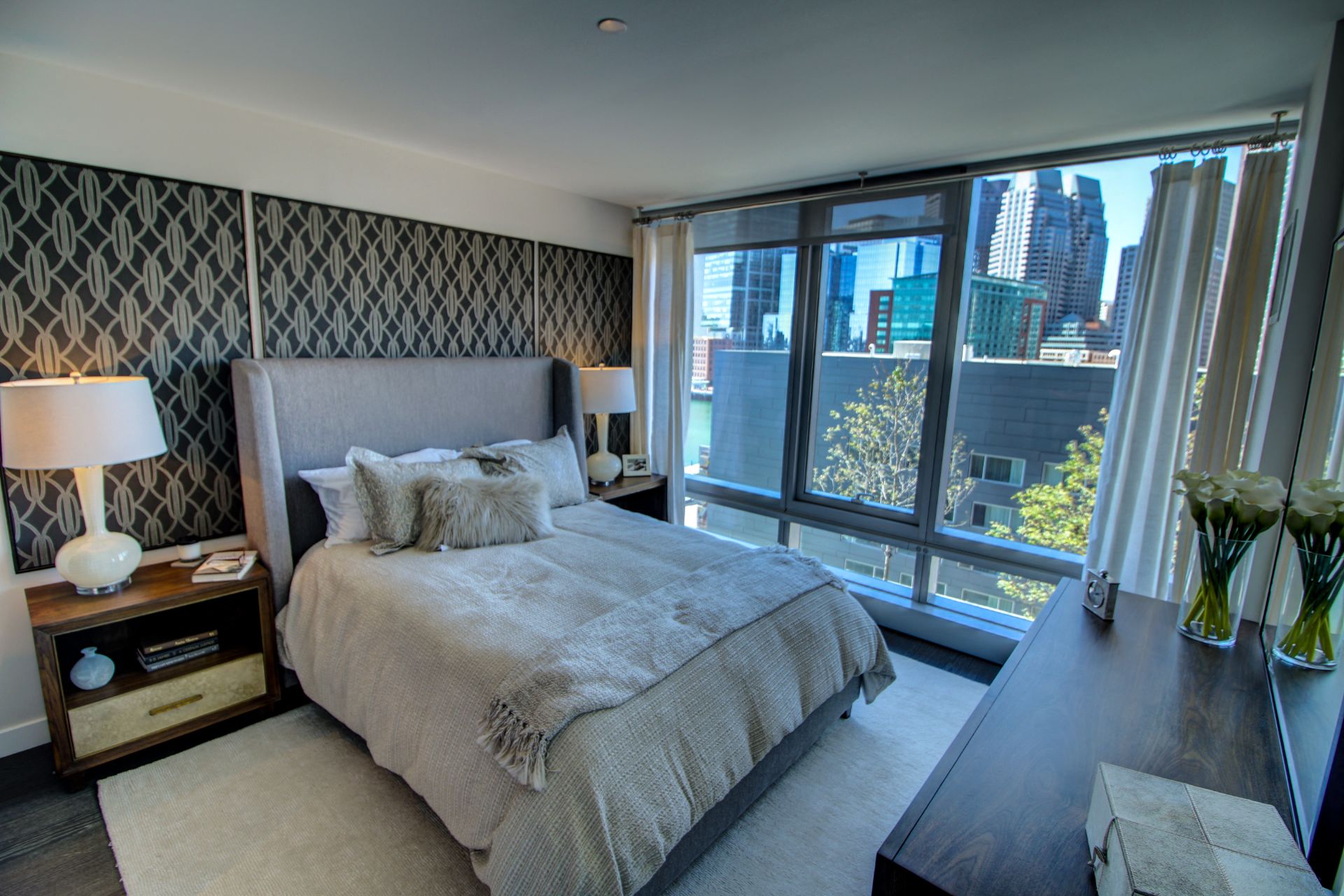 King Size Bedroom with City View