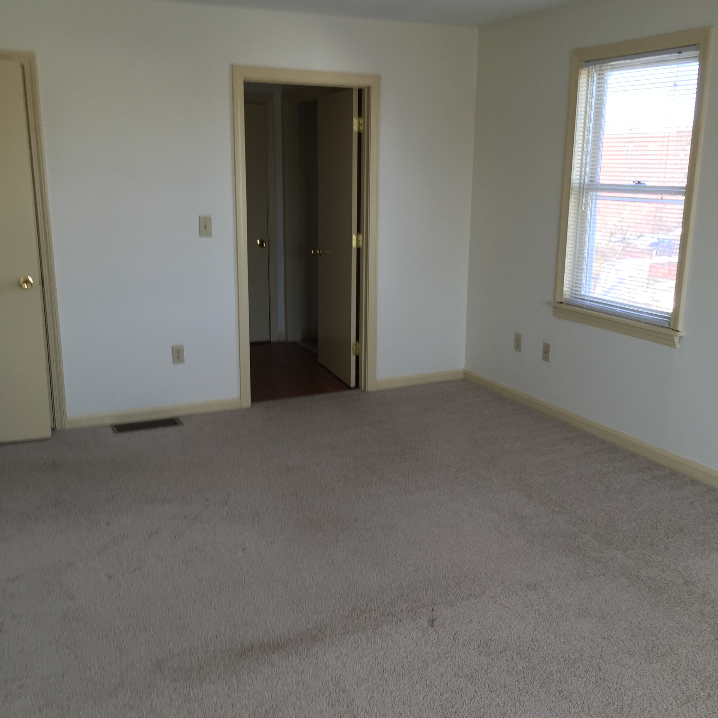 Landmark Apartments Image 14