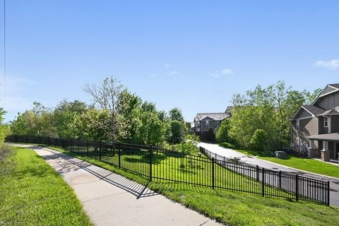 Riverstone Apartments Image 3