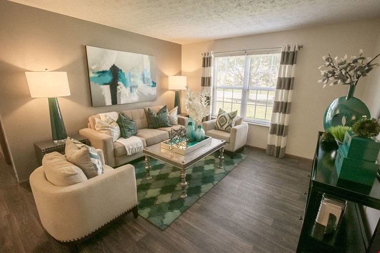 Sterling Park Apartments Image 14