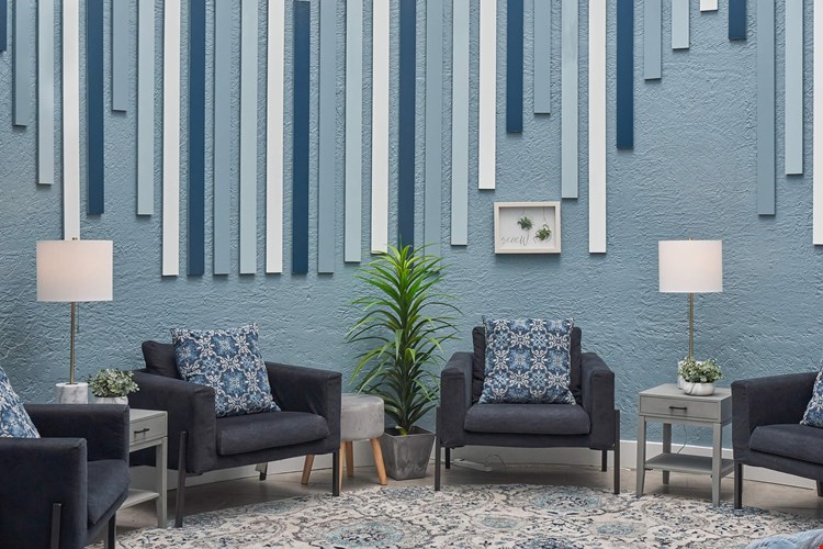 Distinction Apartment Homes Image 4