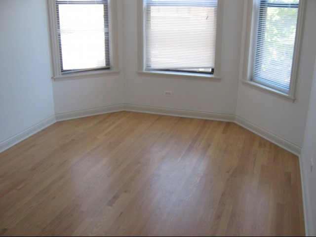 5400-5406 S Maryland Avenue Image 5