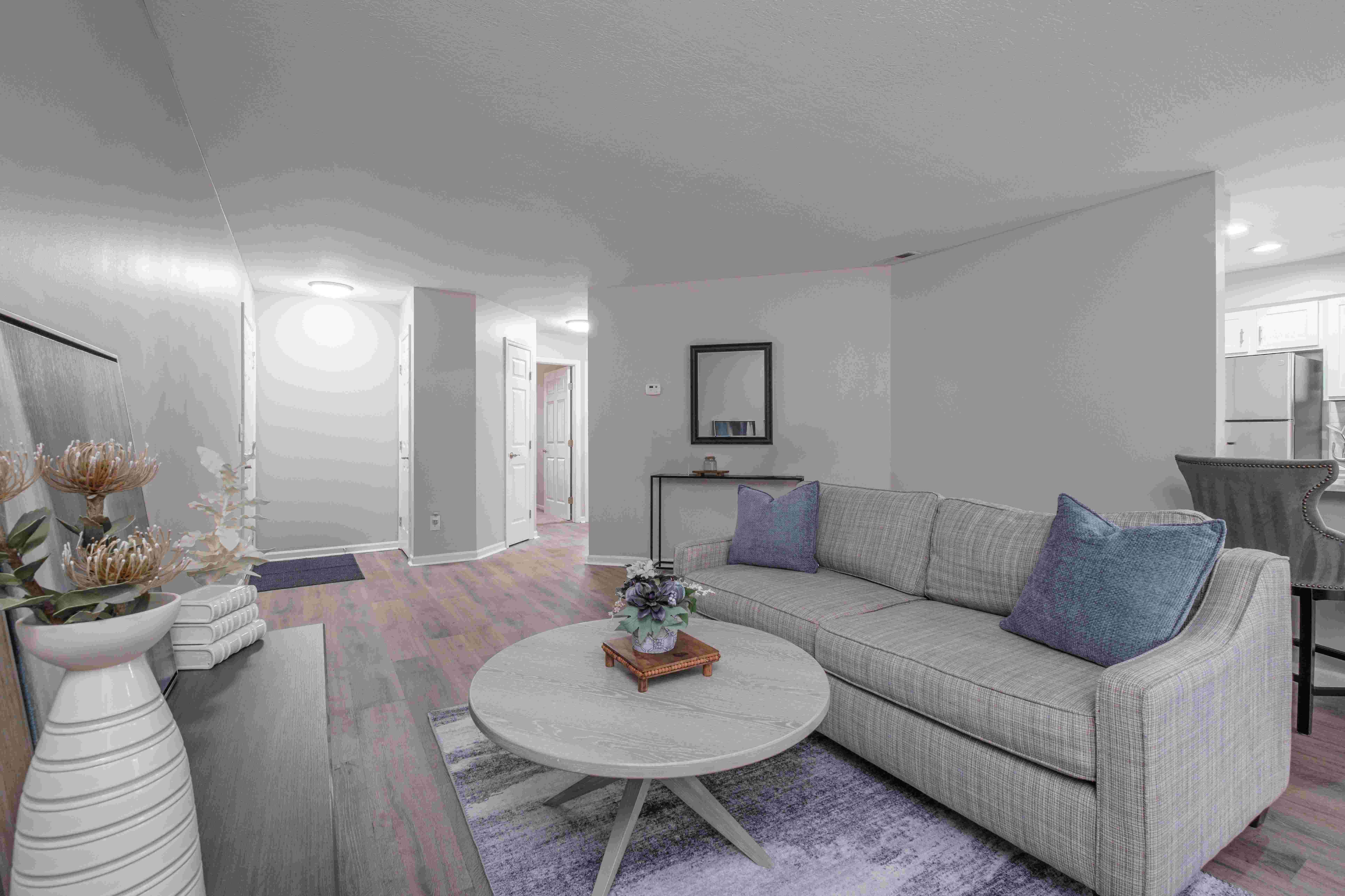 The Residence at Christopher Wren Apartments Image 4