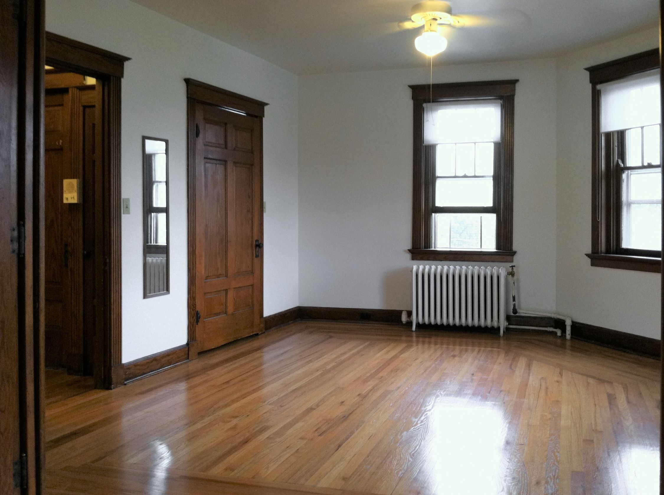 Hyde Park San Carlos Image 5