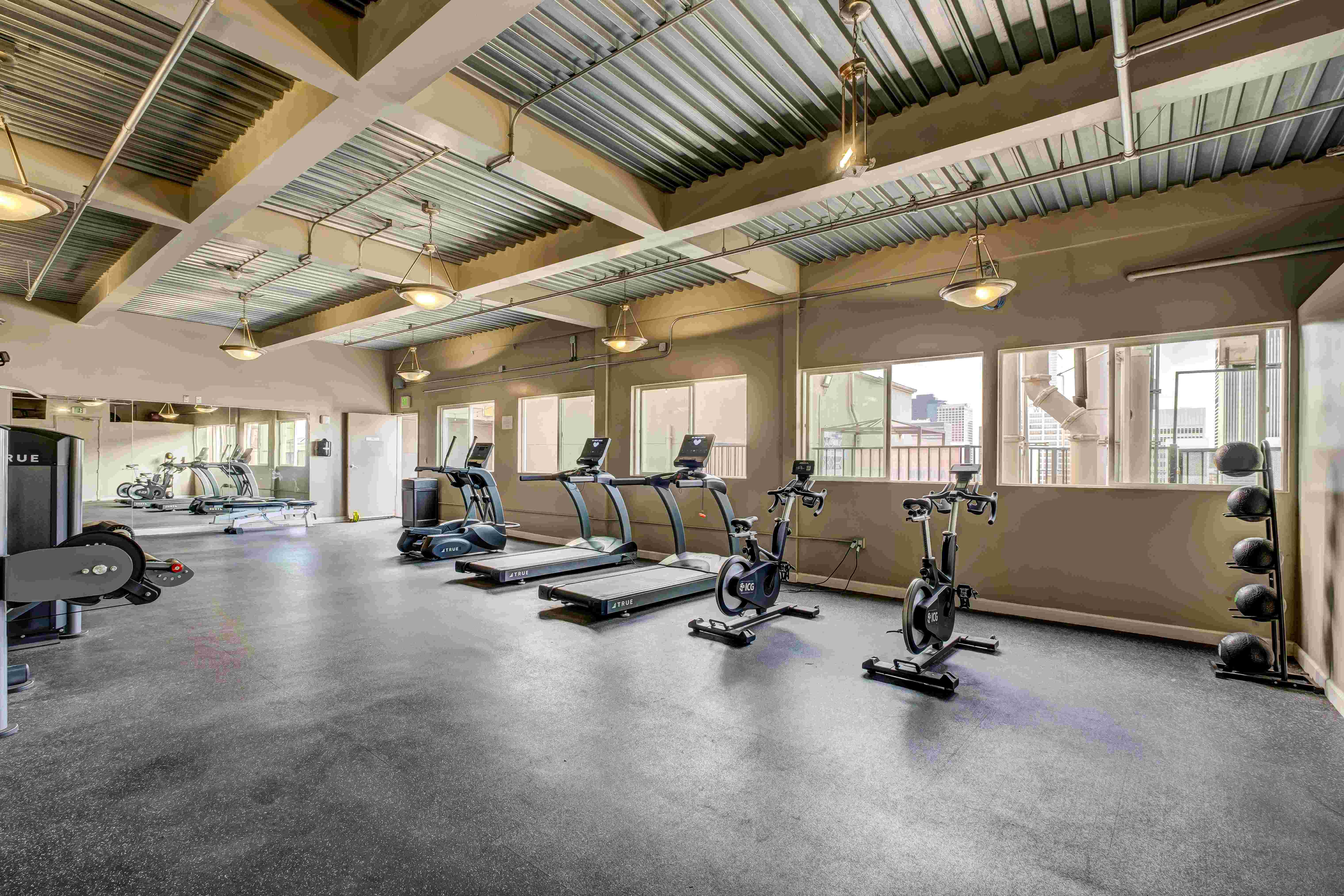Thurman Lofts Image 5
