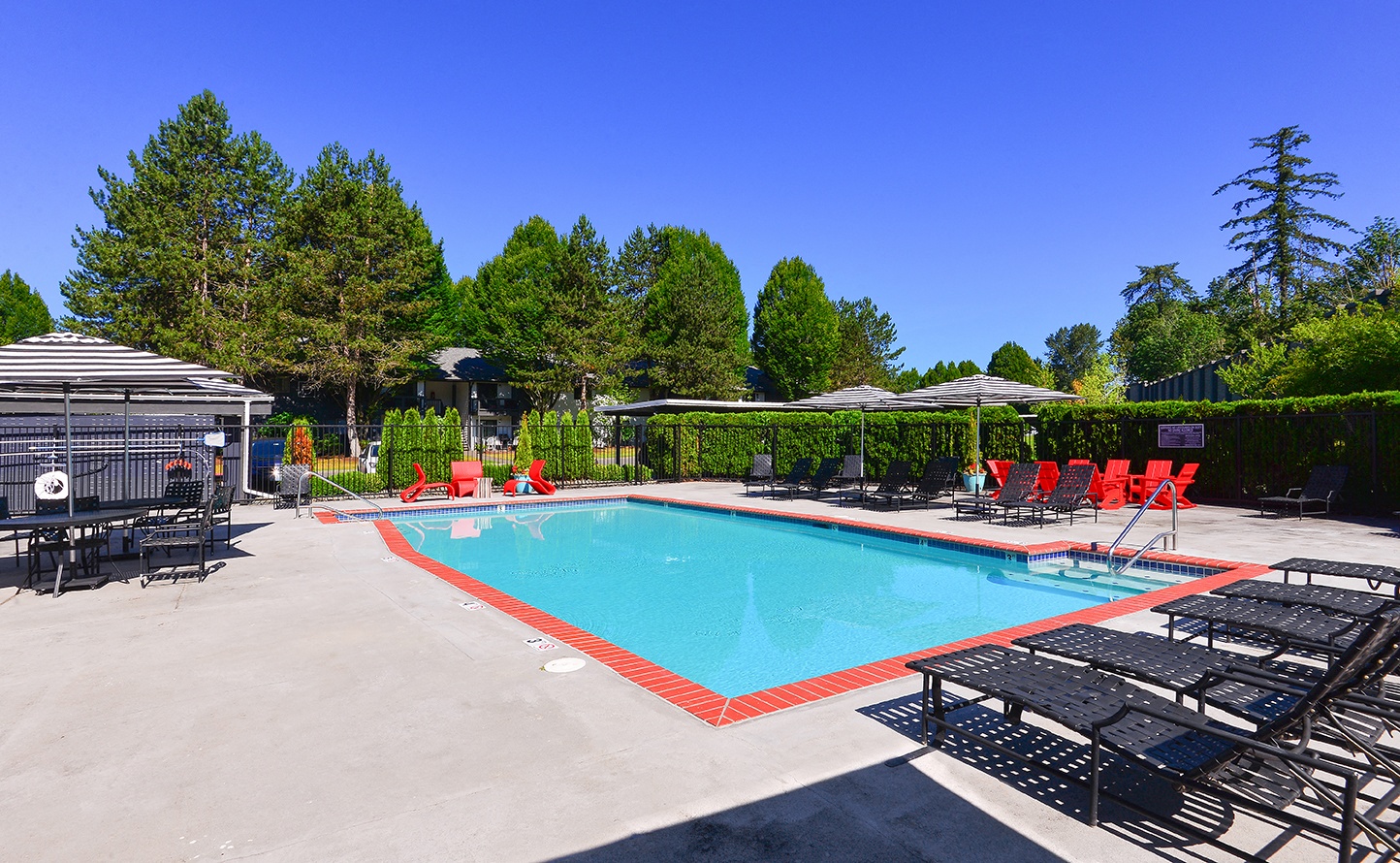 Woodlake Apartments Image 14