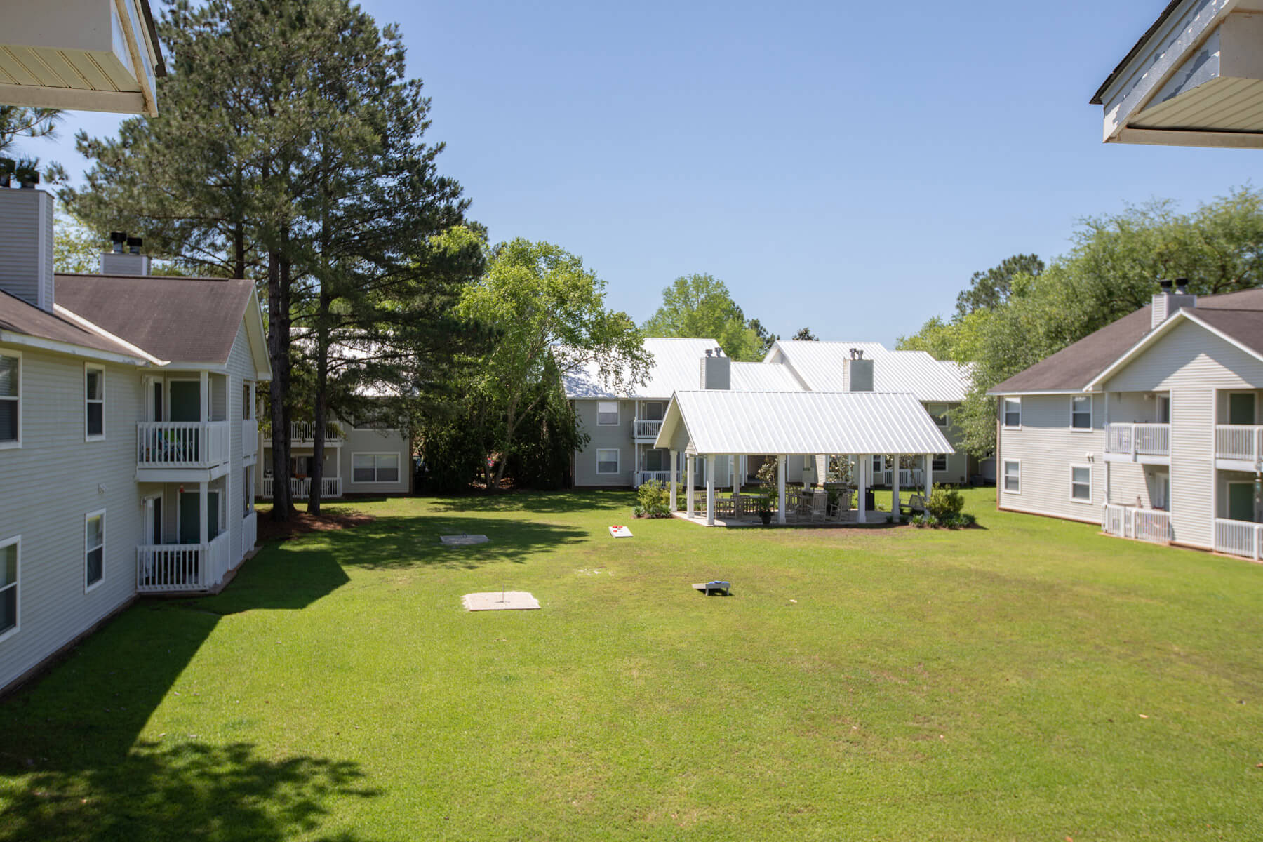 South Pointe Apartment Homes Image 2