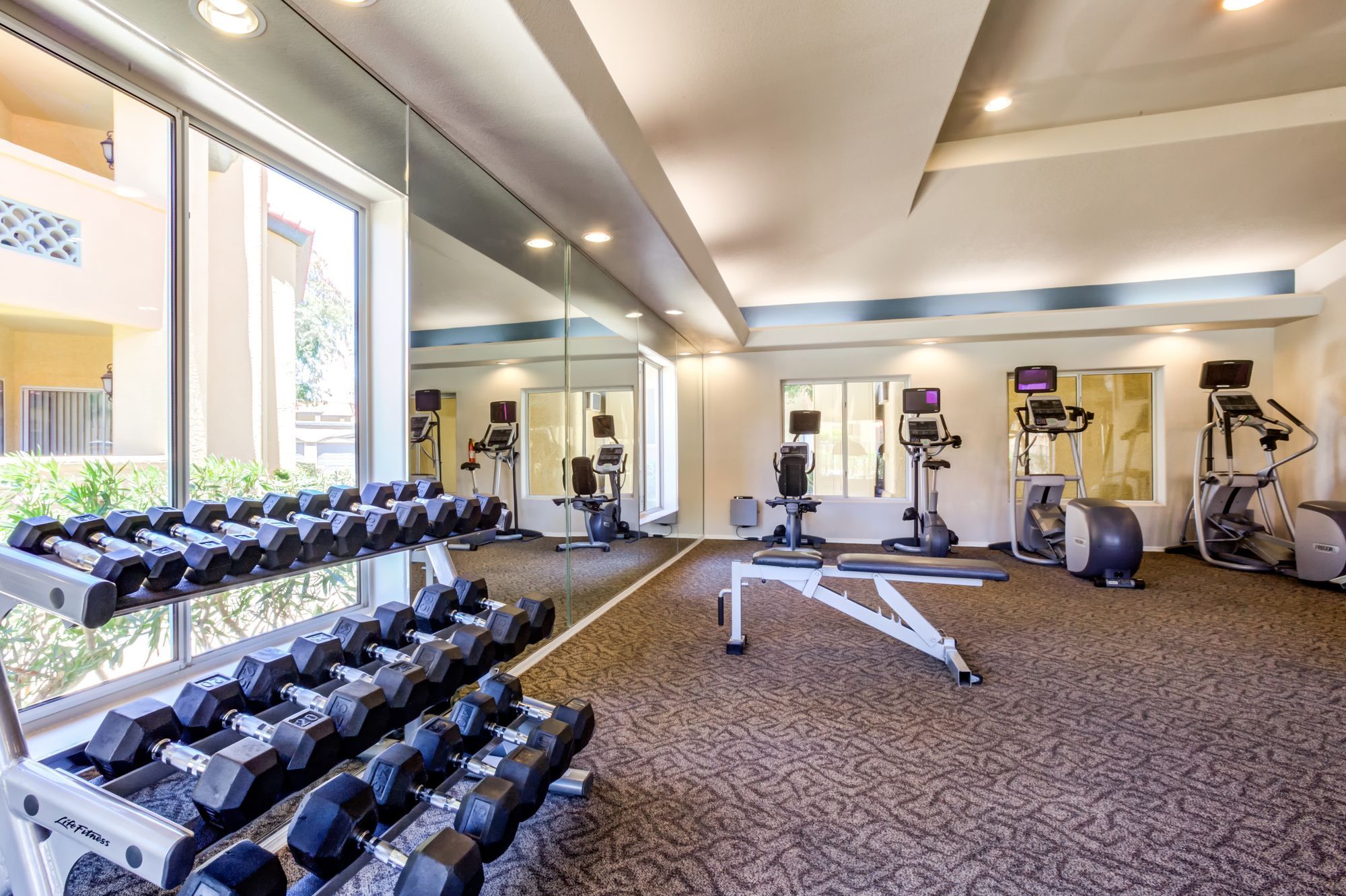 Tresa at Arrowhead Apartment Homes Image 14