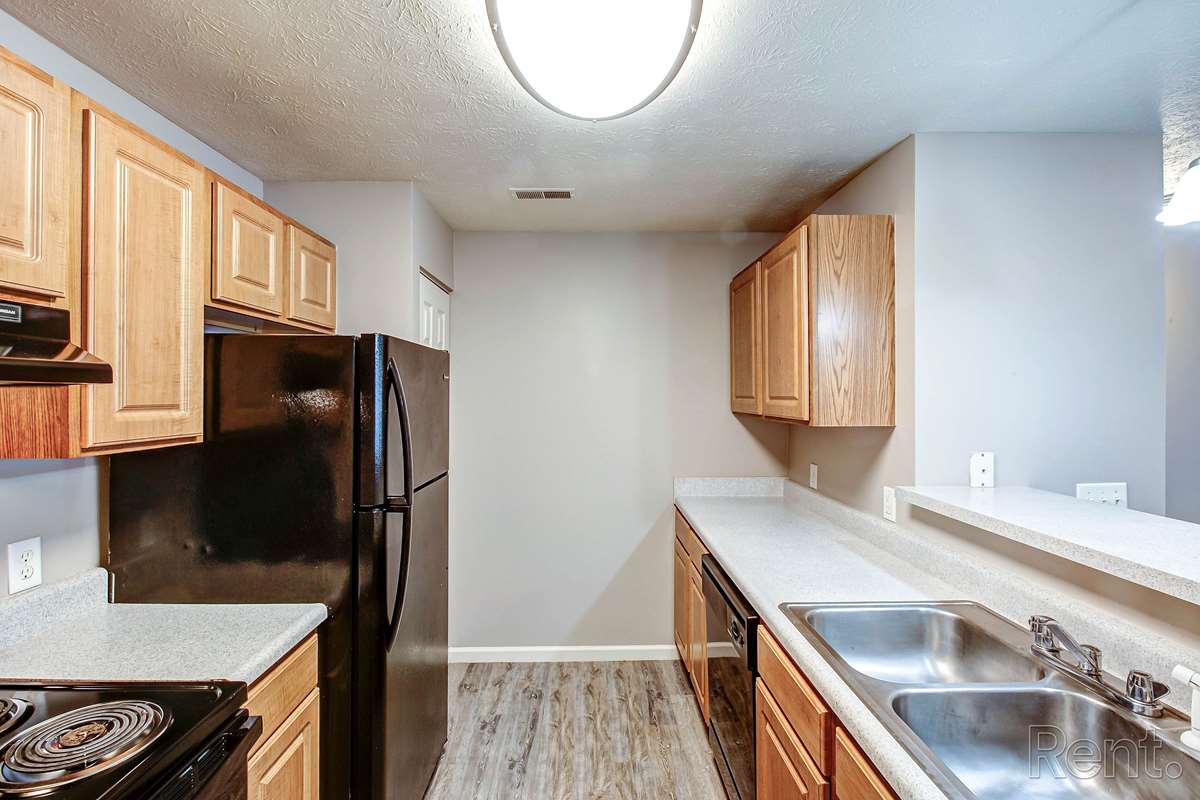 Brainard Landings Image 3