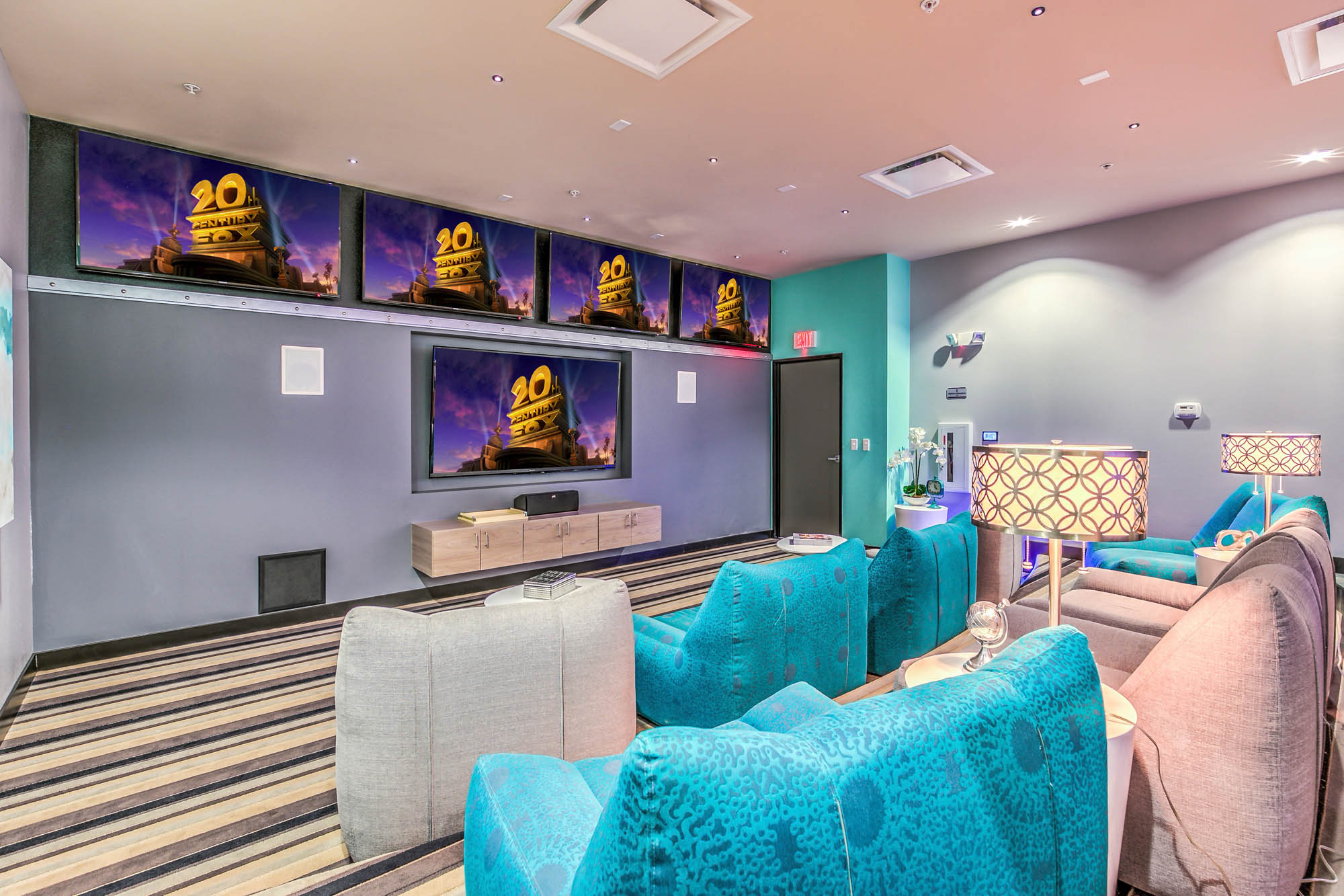 Vantage Flats & Lofts Image 14