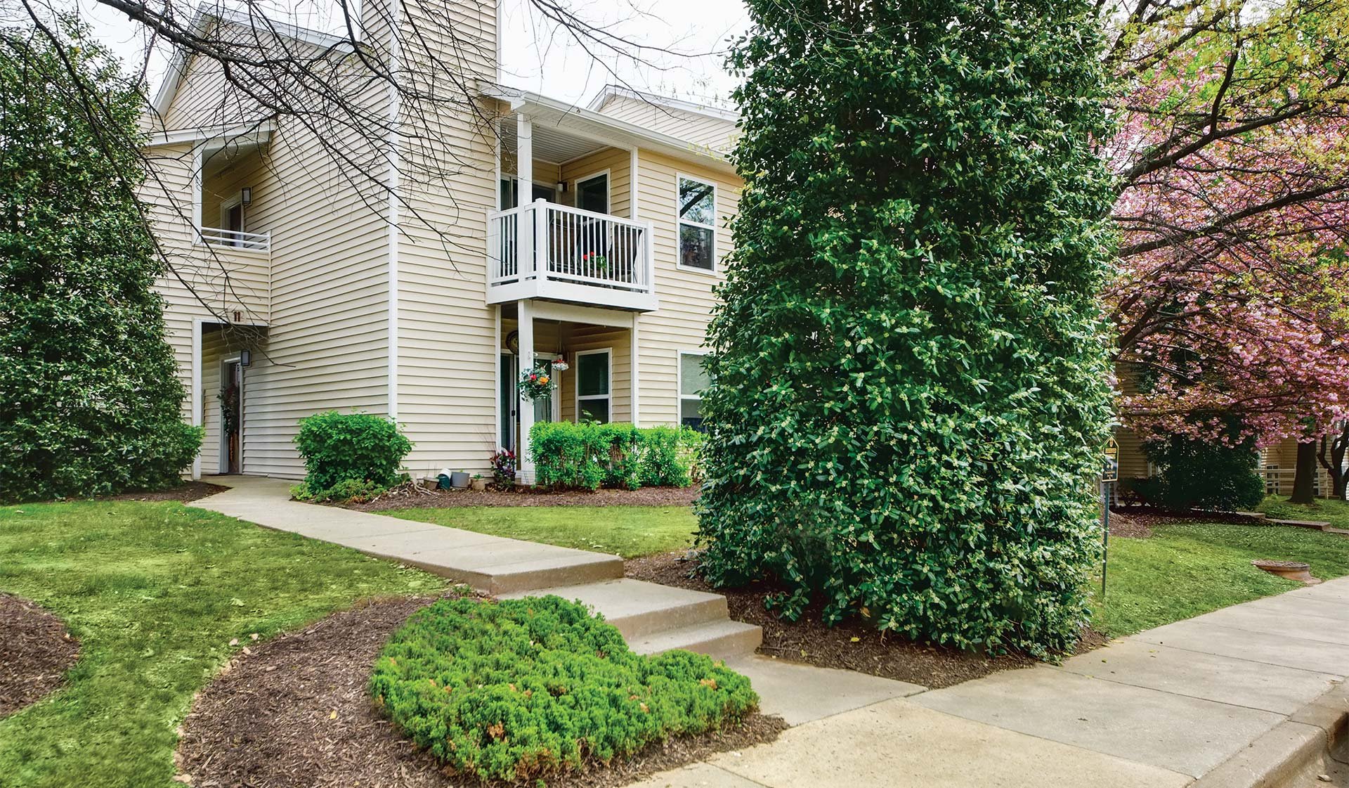 Our community offers 1-, 2-, and 3-bedroom apartment homes
