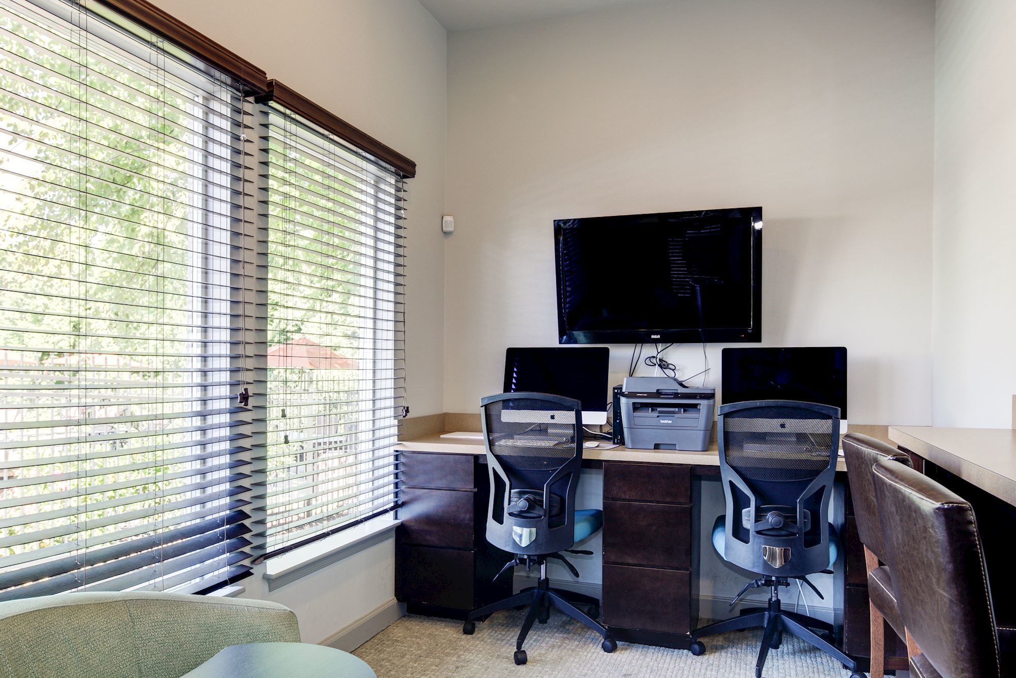 The Courts of Avalon Image 19