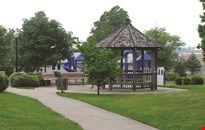 NAVSTA Newport Homes  Image 6