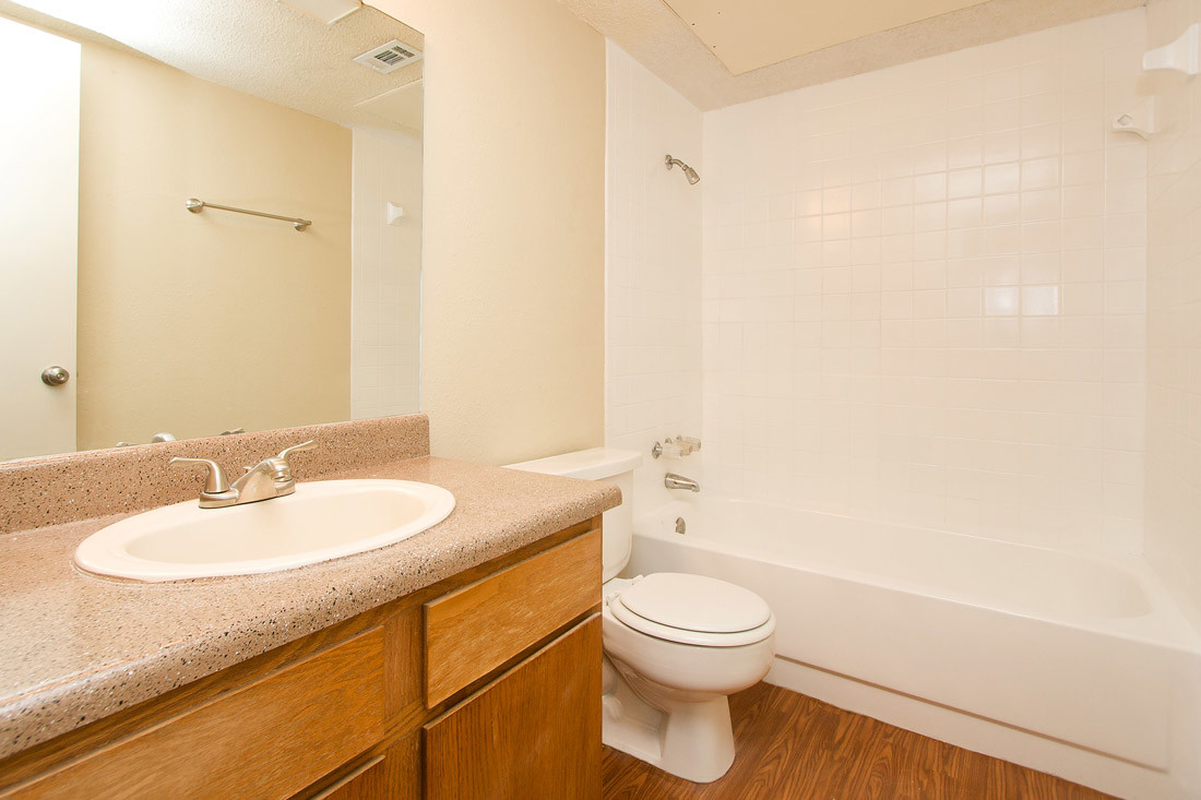 Stonegate Apartments Image 13