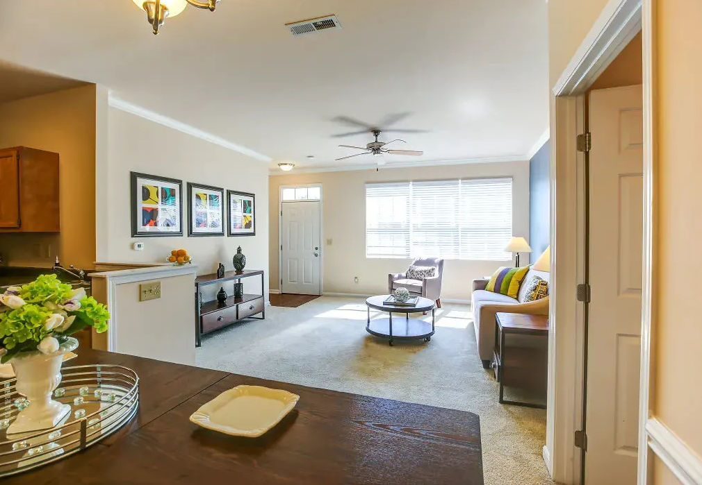 Charleston Pines Image 6