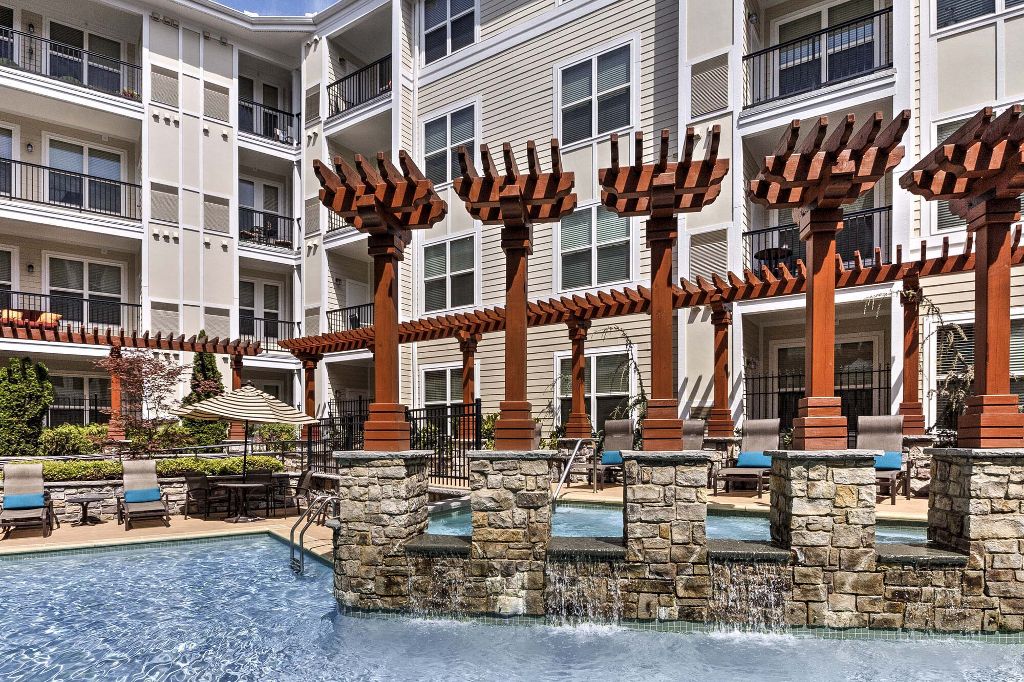 Camden Dulles Station Image 19