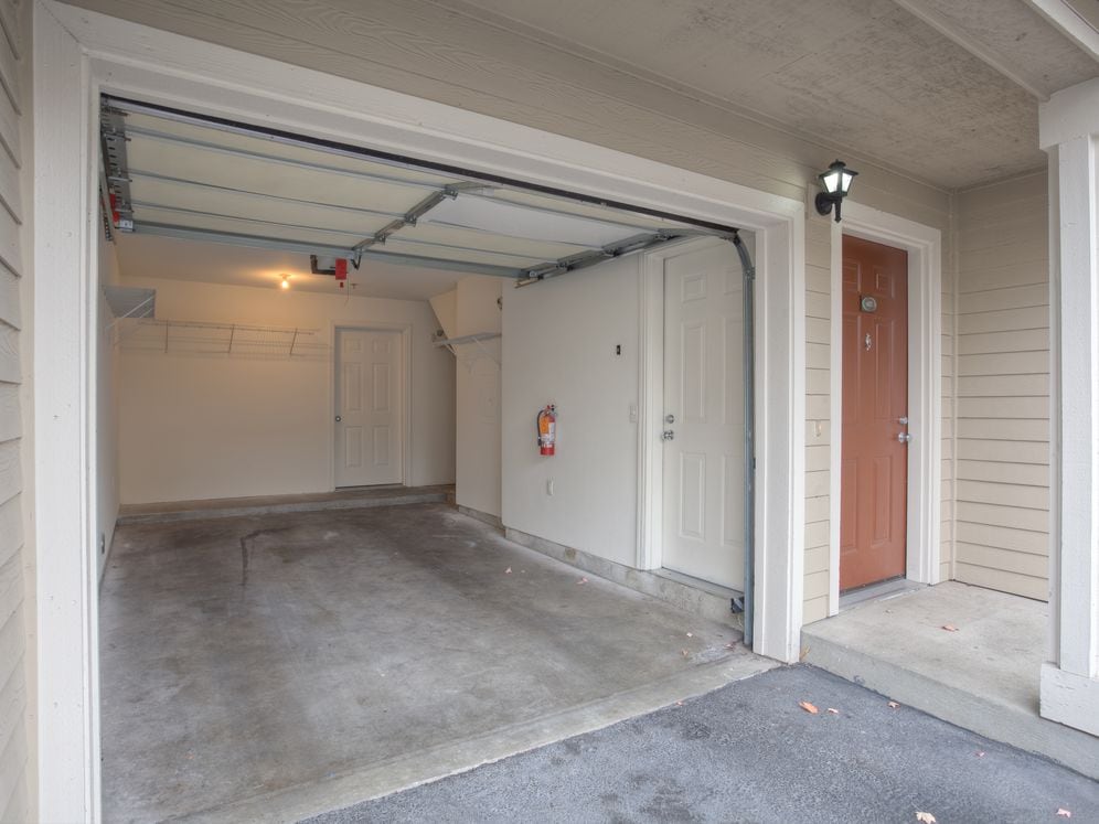 Exterior Garage