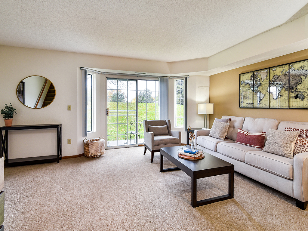 Birch Lake Townhomes Image 3