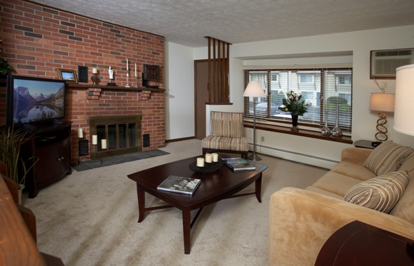 Santini Villa Apartments Image 5