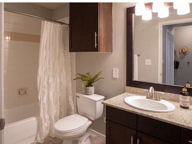 Eastbridge Apartments Image 11