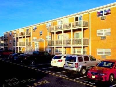 Seacrest Apartments Image 1