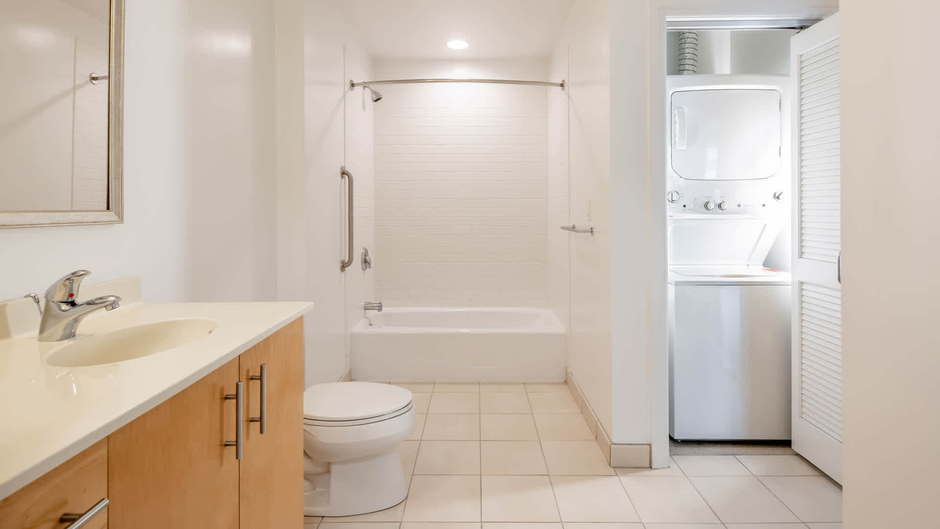 The West End Apartments Image 22