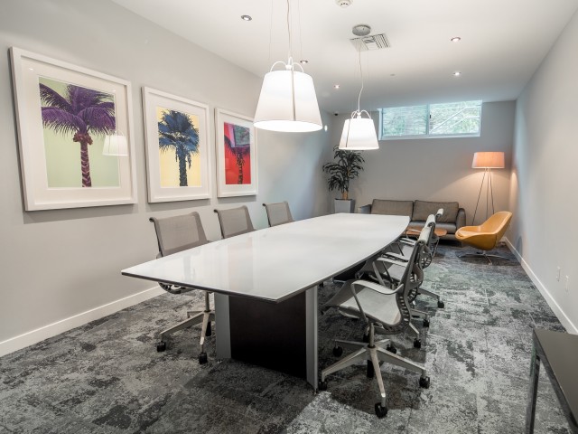 Wilshire Margot Image 9