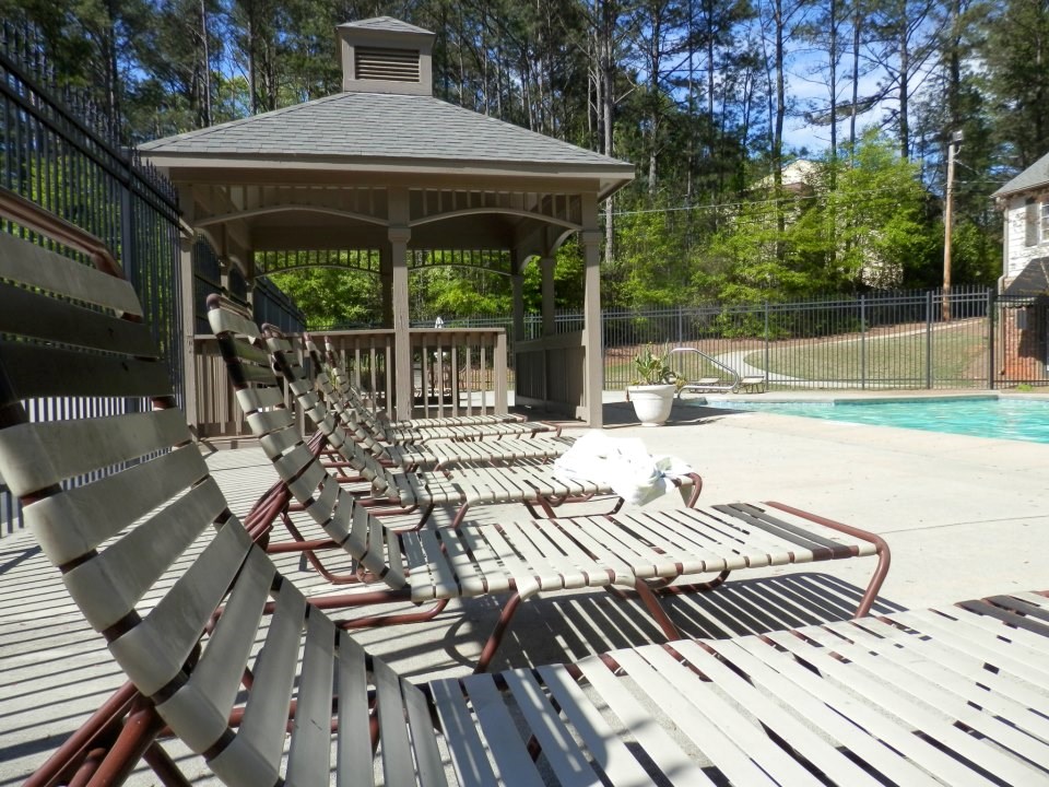 Laurel Crossing Apartments Image 1