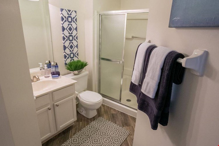 Kensington Grove Apartments Image 10