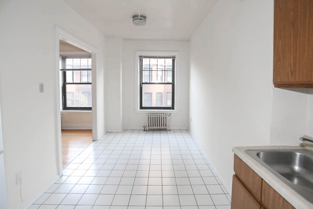 540 W. Briar Image 28