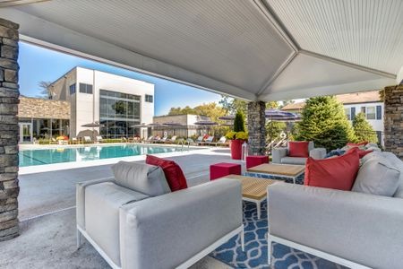 Residences at Arlington Heights Image 11