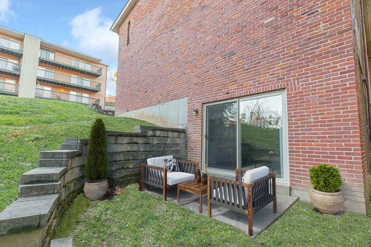 Kirkwood Bluffs Image 7