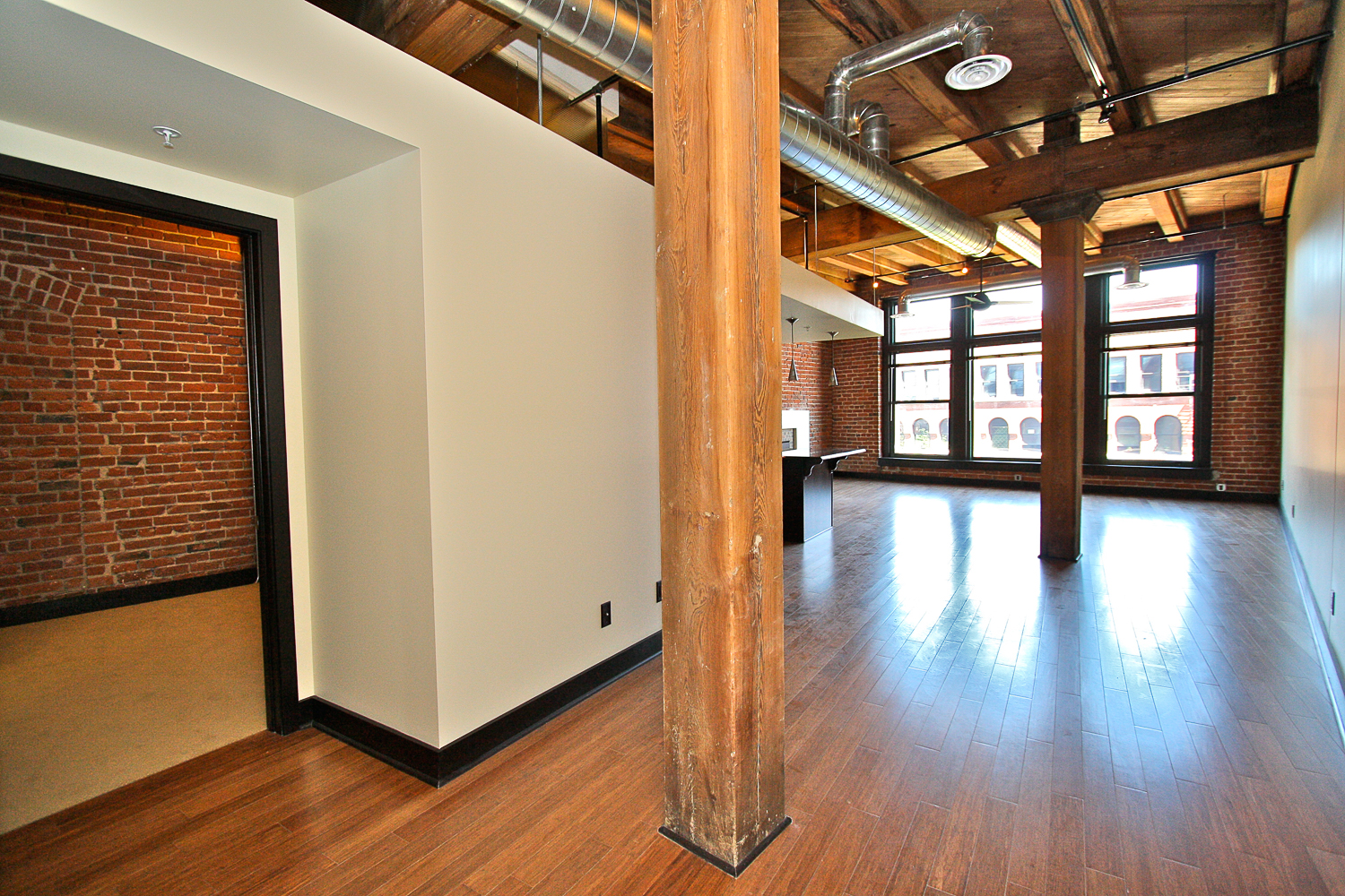 The Residences at Old Market Place Image 9