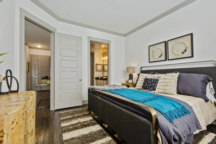 Reveal at Bayside Image 17