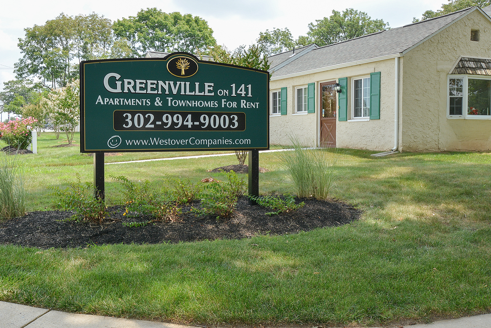 Greenville on 141 Apartments & Townhomes Image 1