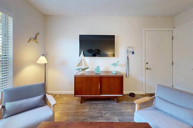 Somerset Apartments Image 5