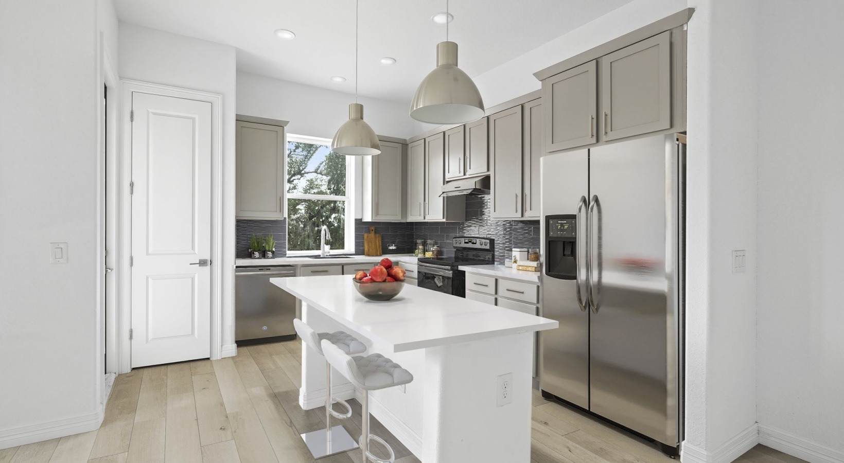 Emerald Townes Image 4