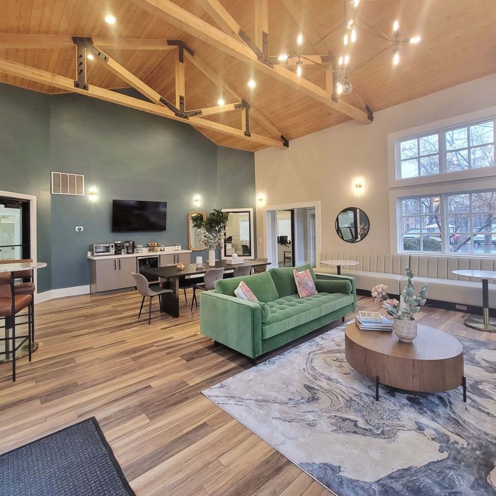 Falls at Hunters Pointe Image 15