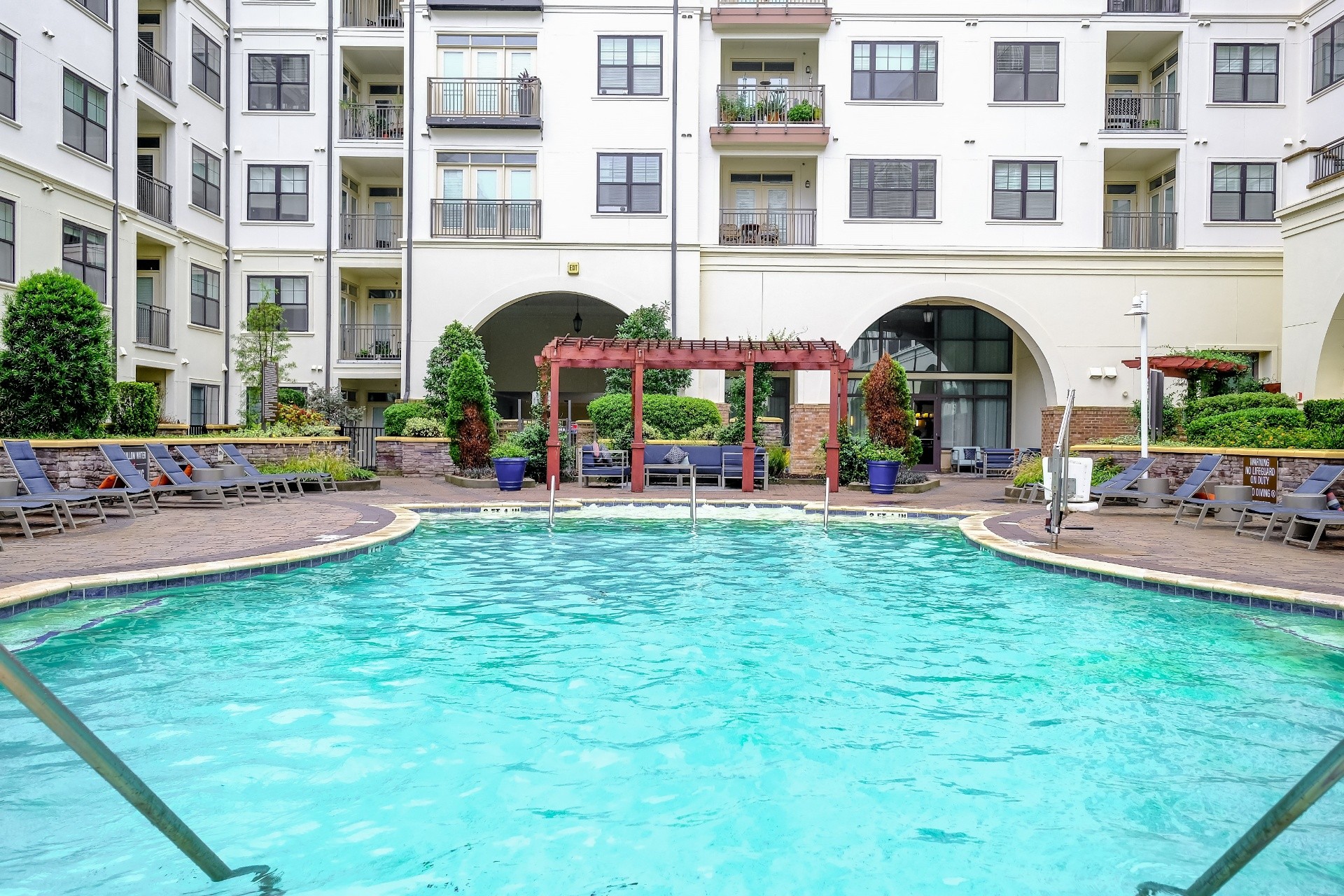 Berkshire Village District Image 24