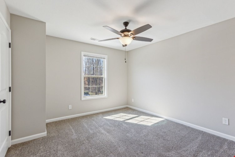 Center Pointe Townhomes Image 23