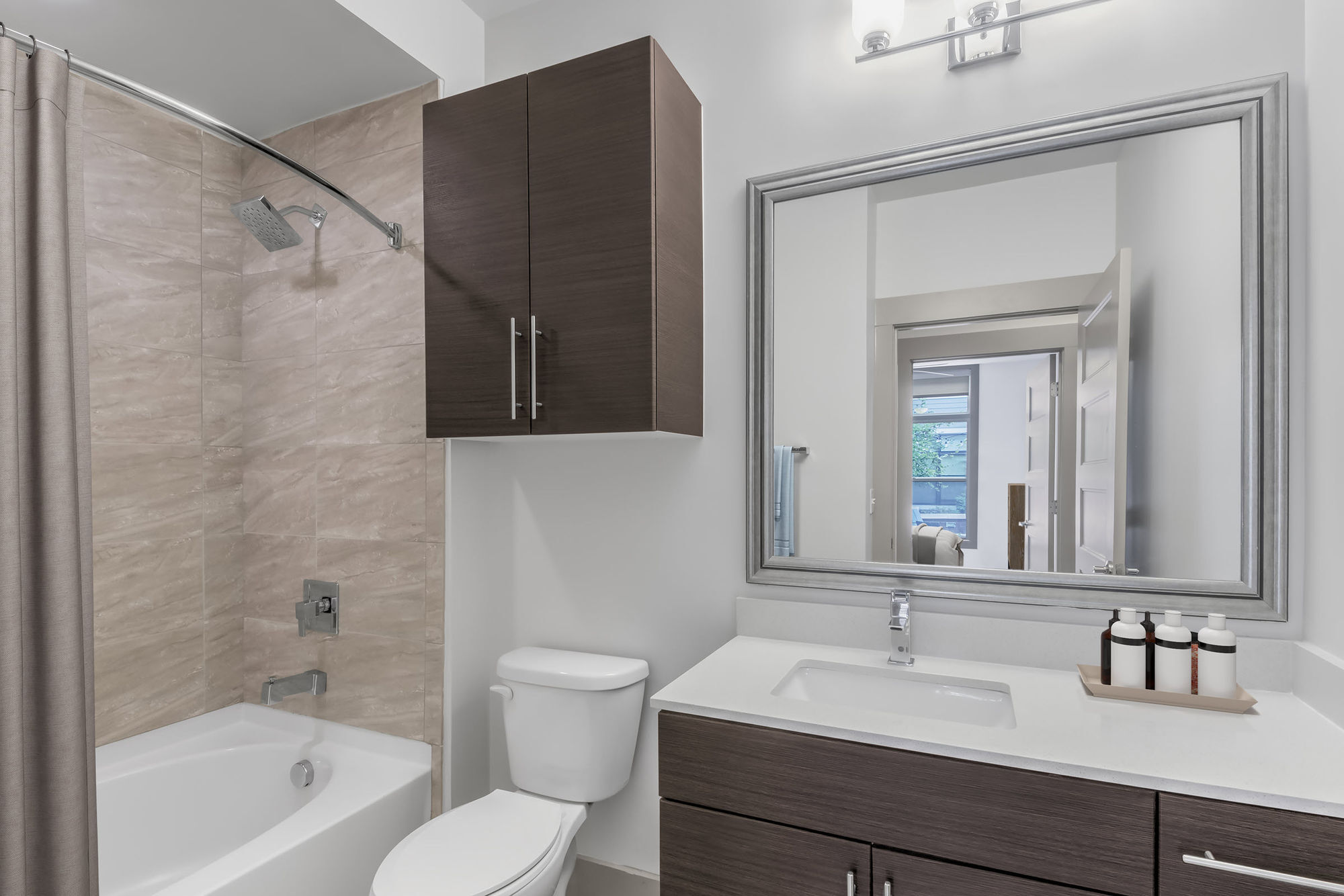 Camden Gallery Image 12